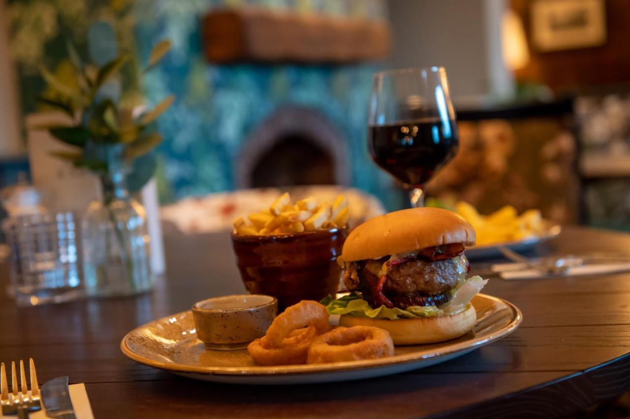 The Red Lion Inn By Chef & Brewer Collection トッドウィック エクステリア 写真